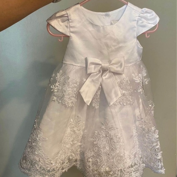 Flower girl/baptismal gown - Picture 1 of 3